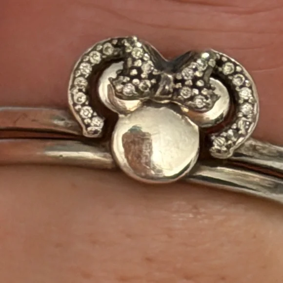 Pandora Silver Minnie Mouse ring - Picture 6 of 6